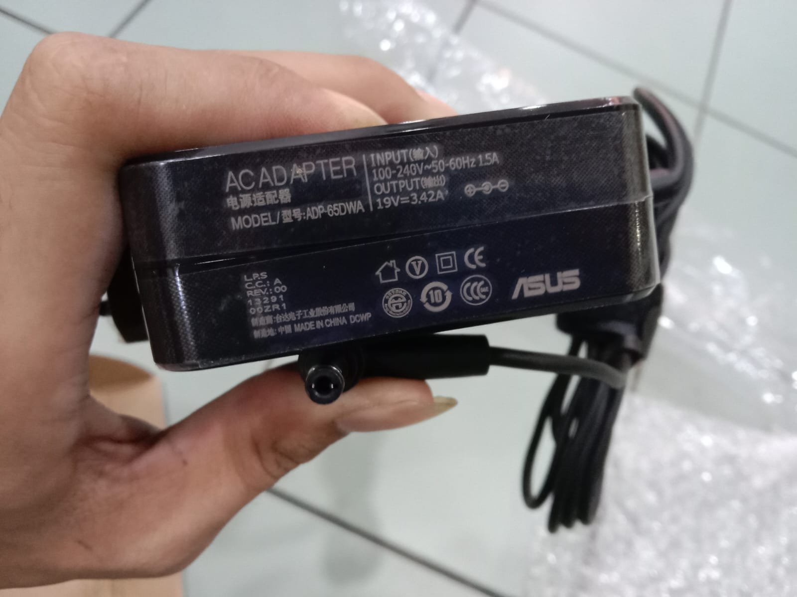 ADAPTER ASUS 19V 3.42A 5,5*2,5 SQUARE