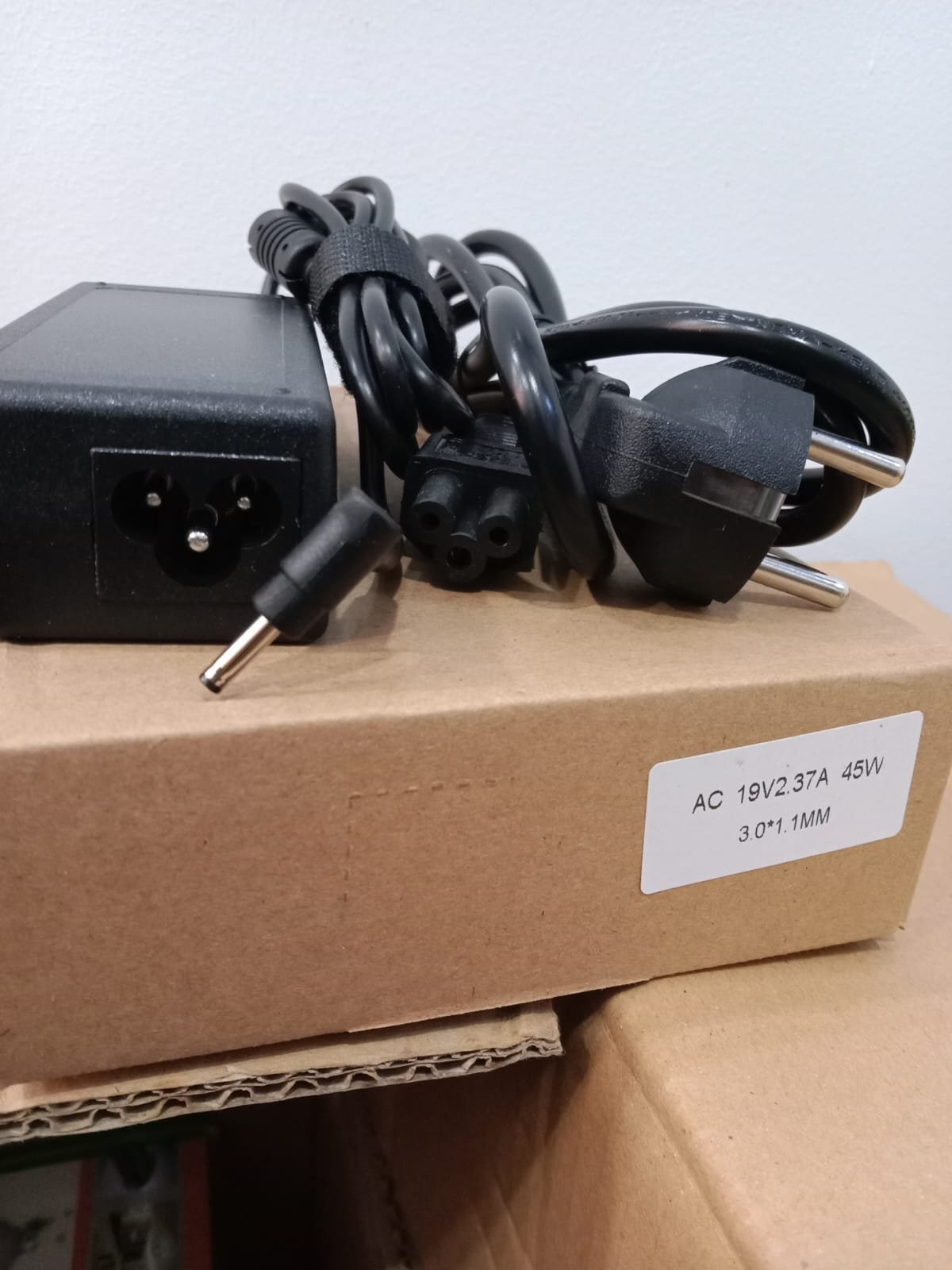 ADAPTER ACER 19V 2.37A 45W 3.0*1.1MM