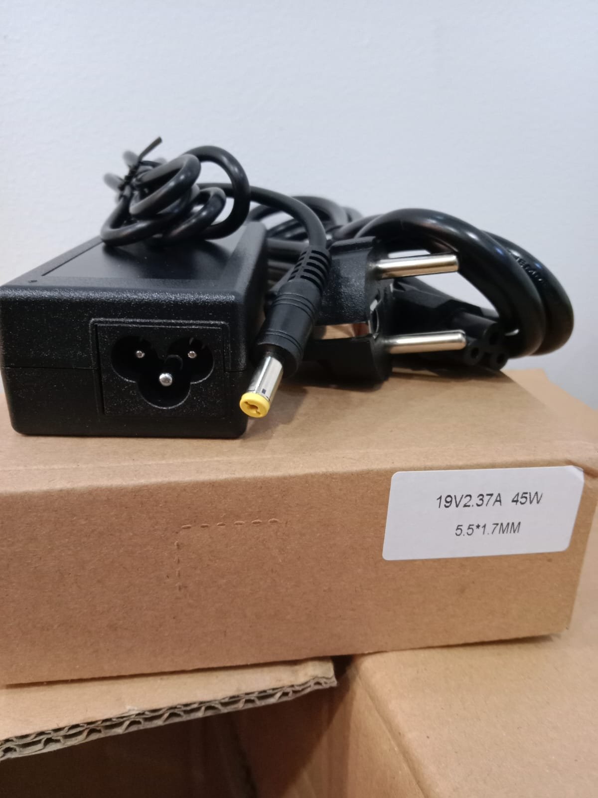 ADAPTER ACER 19V 2.37A 45W 5.5*1.7MM
