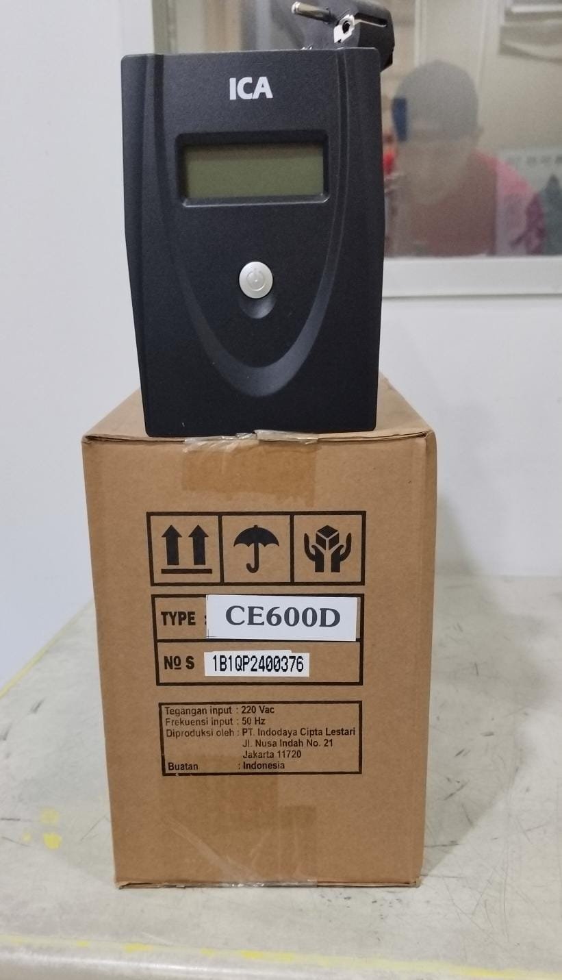UPS ICA CE600D