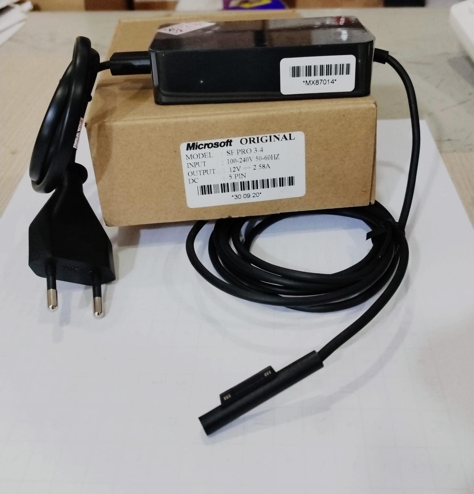 ADAPTER MICROSOFT SF PRO 3/4 12V-2.58A ORIGINAL