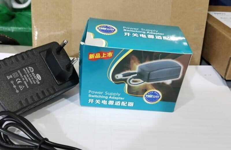 ADAPTER 9V-2A 5.5*2.5