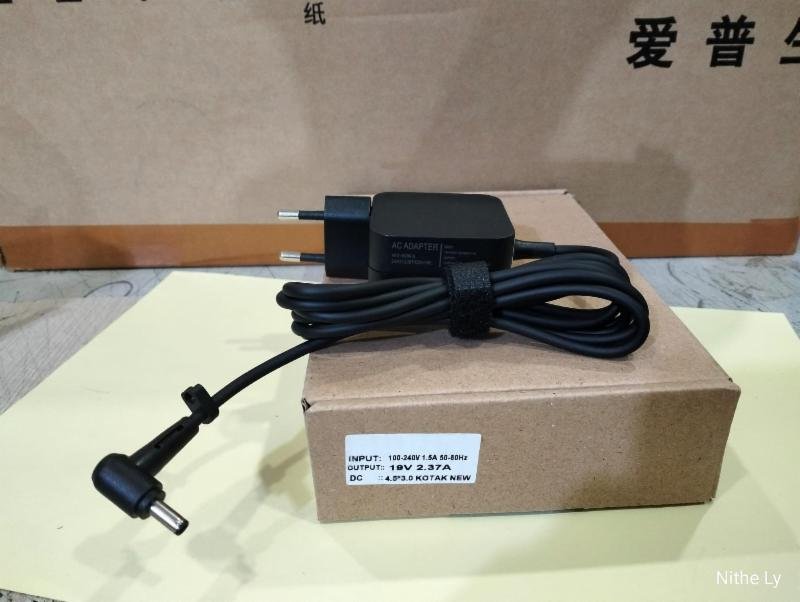 ADAPTER ASUS 19V-2,37A 4.5MM*3.0MM JARUM