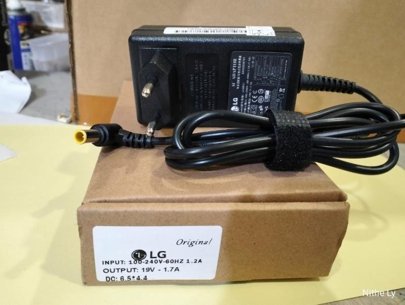 ADAPTER LG 19V-1.7A 6.5MM*4.4MM JARUM