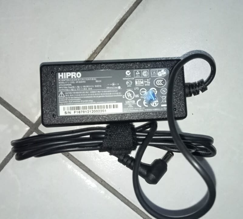ADAPTER ACER 19V 1,58A