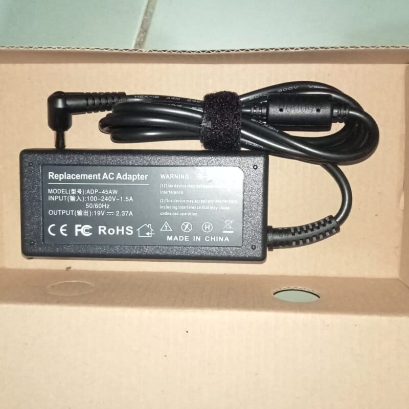 ADAPTER TOSHIBA 19V 2,37A 5-5X 2-5MM 45W AAA GP