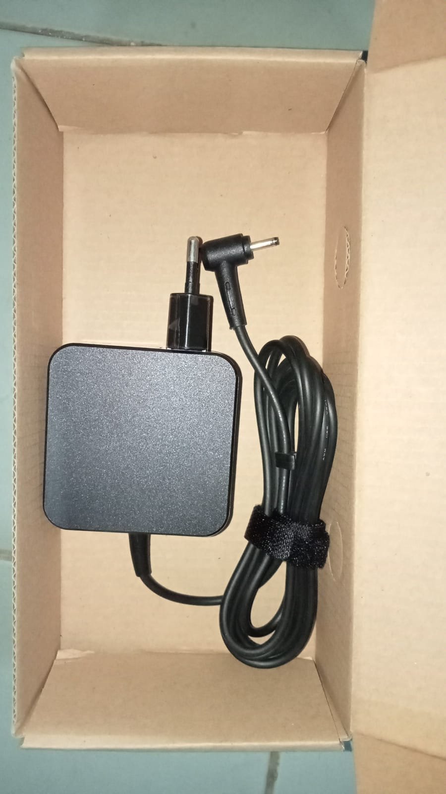 ADAPTER ASUS 19V 2,37A 3,0 X1-0MM 45W AAA GP SQUARE SHAPE