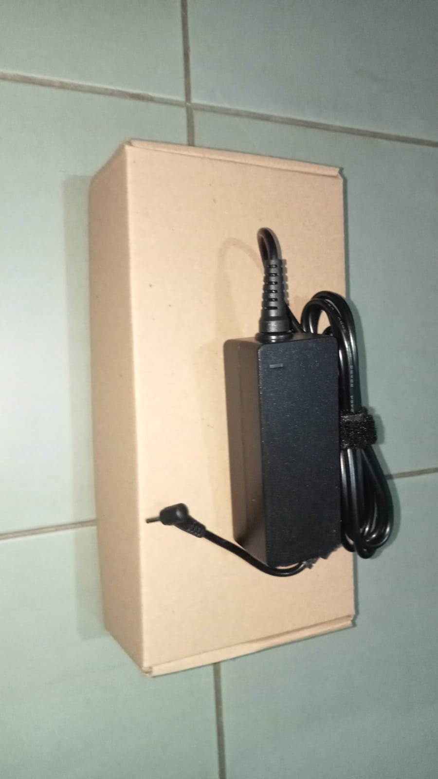 ADAPTER ASUS 19V 1,75A 2-5 X 0-7 MM 33W AAA GP