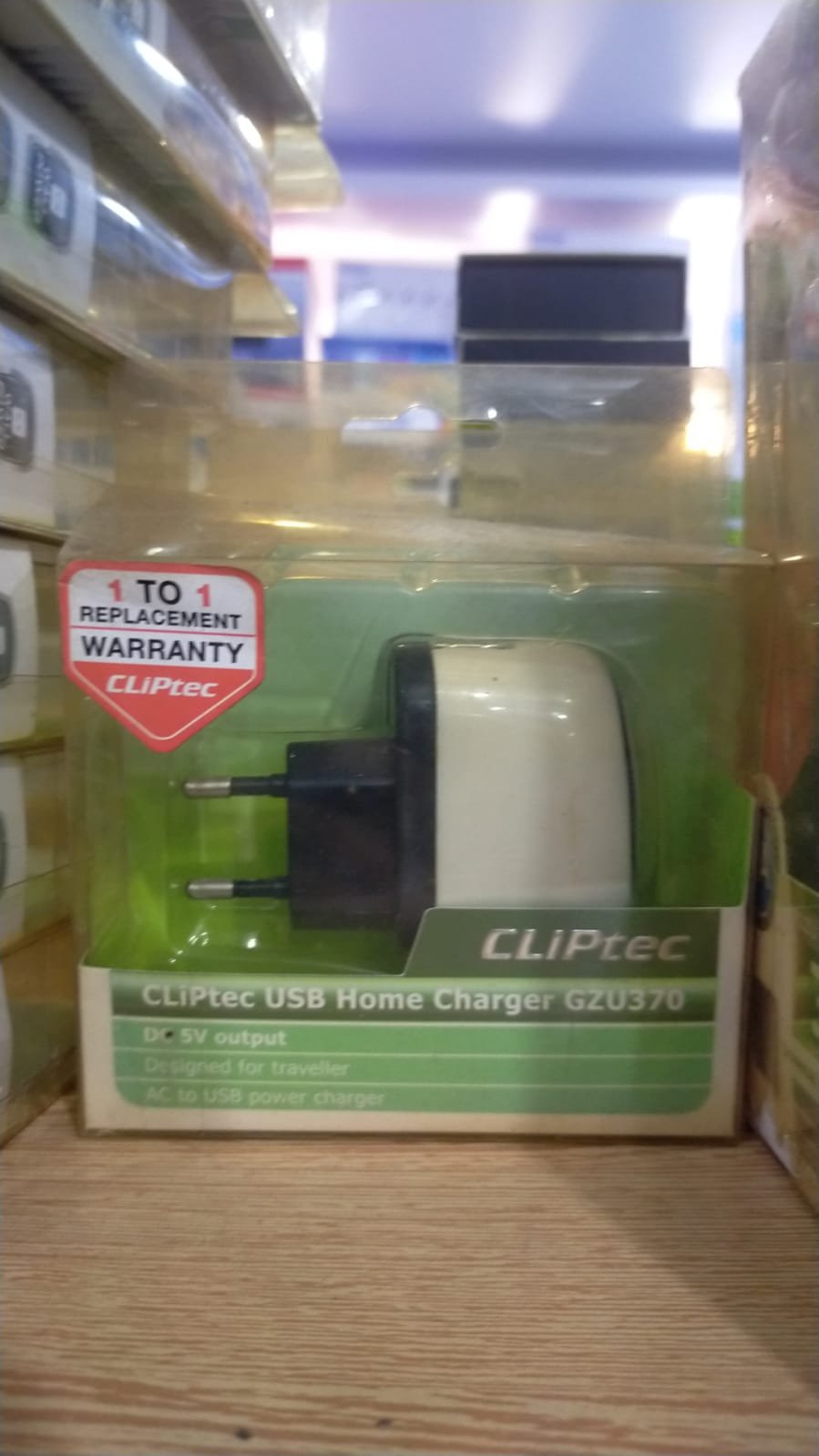 USB CHARGER CLIPTEC  GZU  370