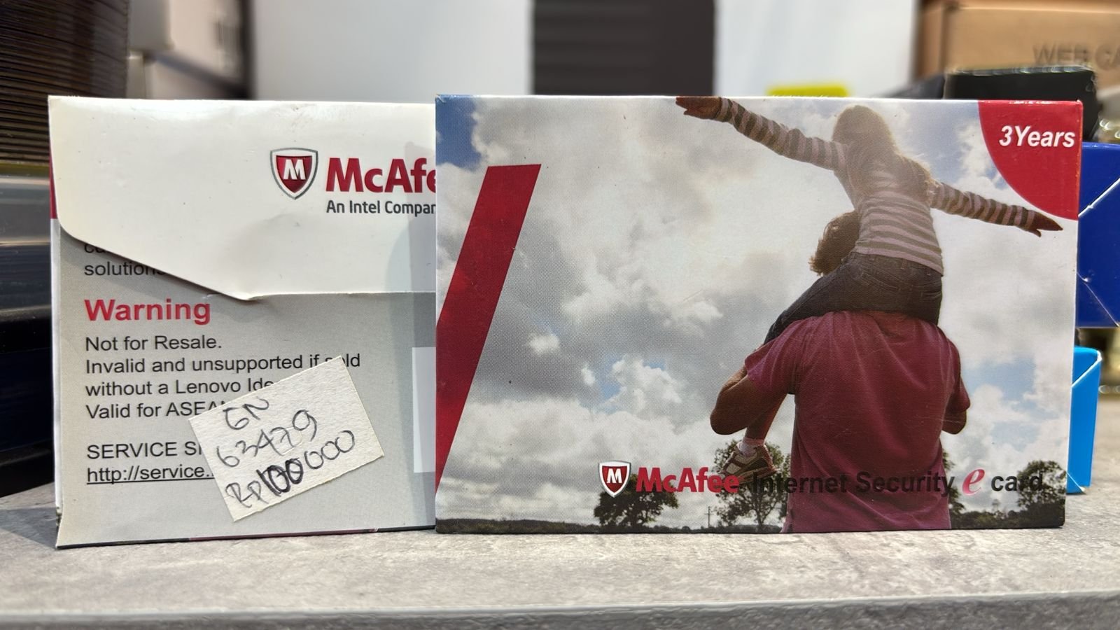 ANTI VIRUS MCAFEE INTERNET SECURITY 1 USER 3YRS