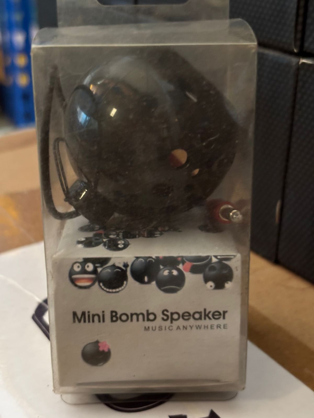 SPEAKER MINI BOMB